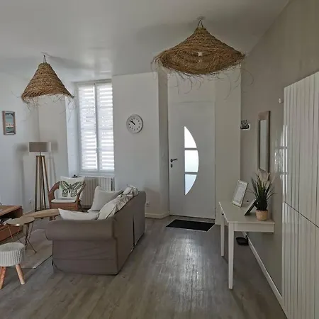 Agreable Maison De Ville, De 1 A 6 Personnes, A 5 Min A Pied Du Centre De Villa *