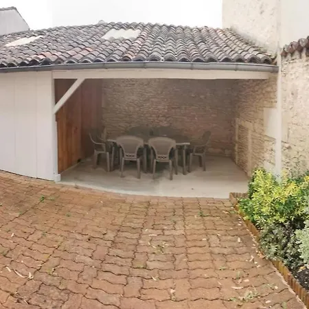 Agreable Maison De Ville, De 1 A 6 Personnes, A 5 Min A Pied Du Centre De Villa