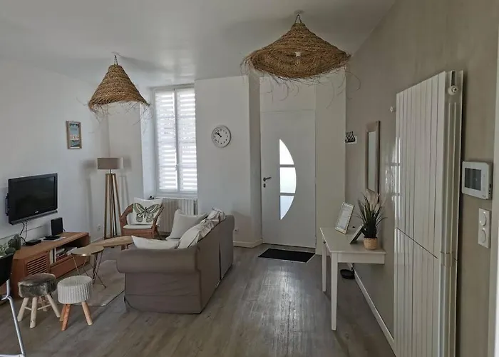 Maison De Ville, De 1 à 6 Personnes, à 5 Min à Pied Du Centre De Villa *