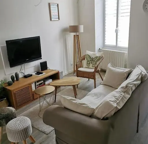 Maison De Ville, De 1 à 6 Personnes, à 5 Min à Pied Du Centre De *